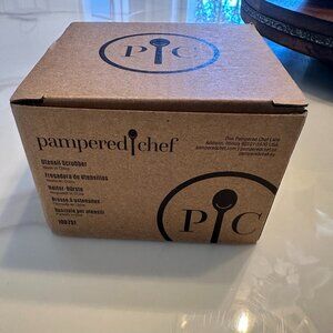 Pampered Chef Utensil Scrubber - New